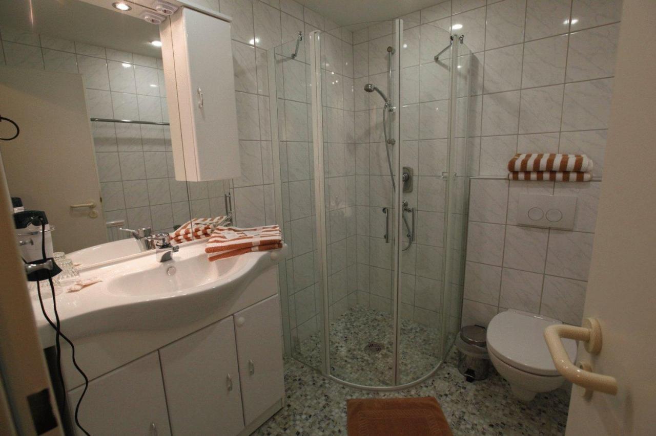 Hotel Krone Stuehlingen - Das Tor Zum Suedschwarzwald Stuhlingen Room photo